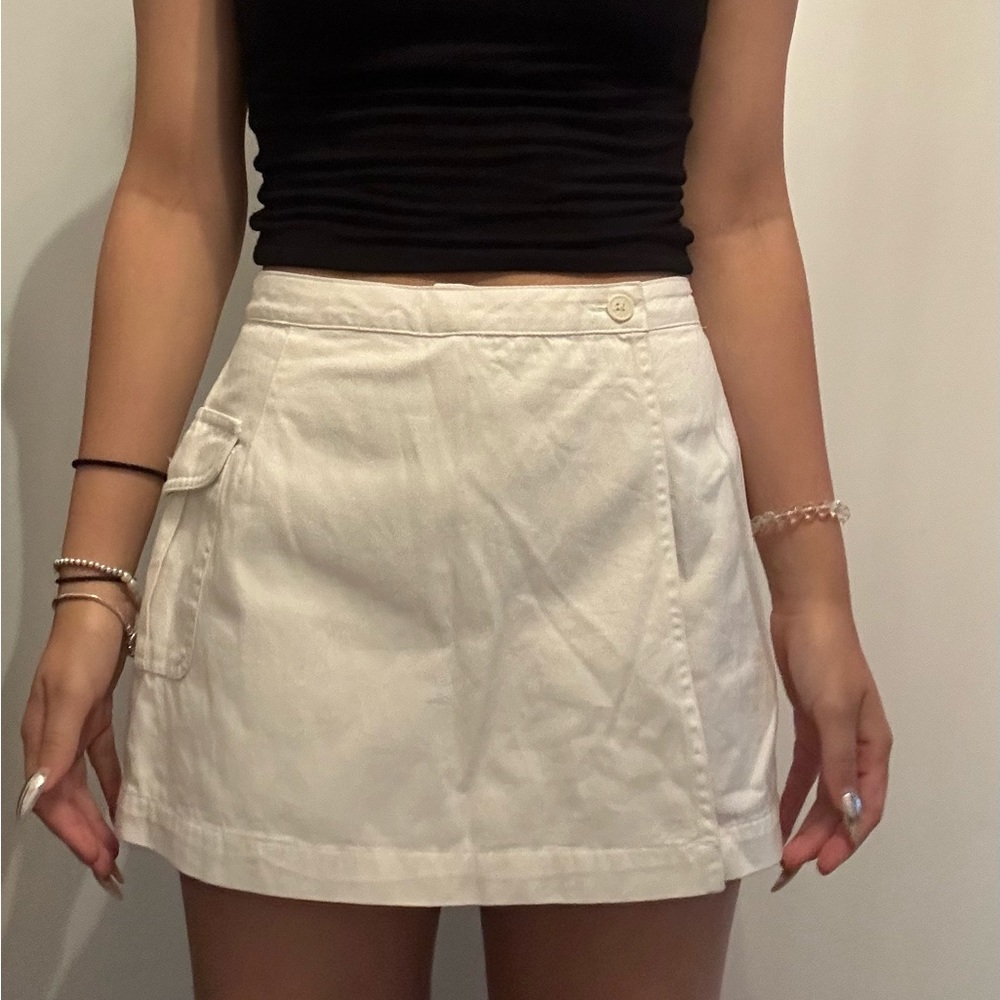 white vintage skort
